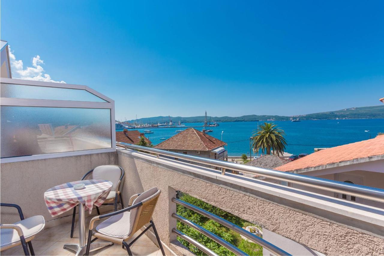 Rosic Apartments Tivat Luaran gambar