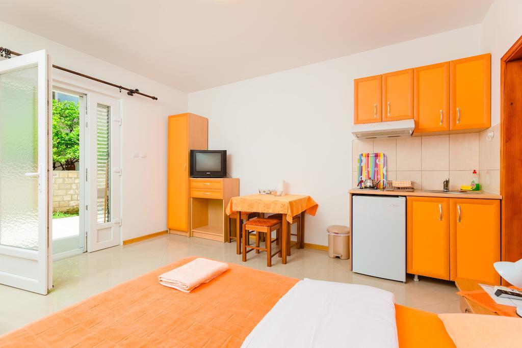 Rosic Apartments Tivat Bilik gambar